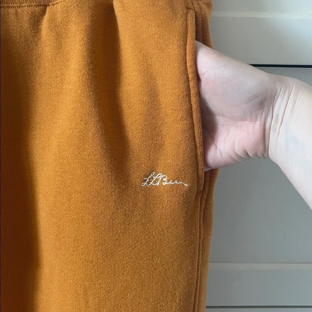 LL Bean Women’s Signature Orange Jogger w/ Gray Detail Drawstring Waistband - M
